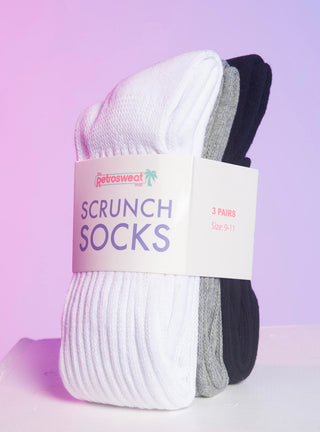 TRIPLE SCRUNCH SOCKS IN NEUTRAL TONES